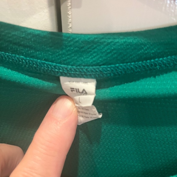 File Running Shirt - Picture 3 of 4